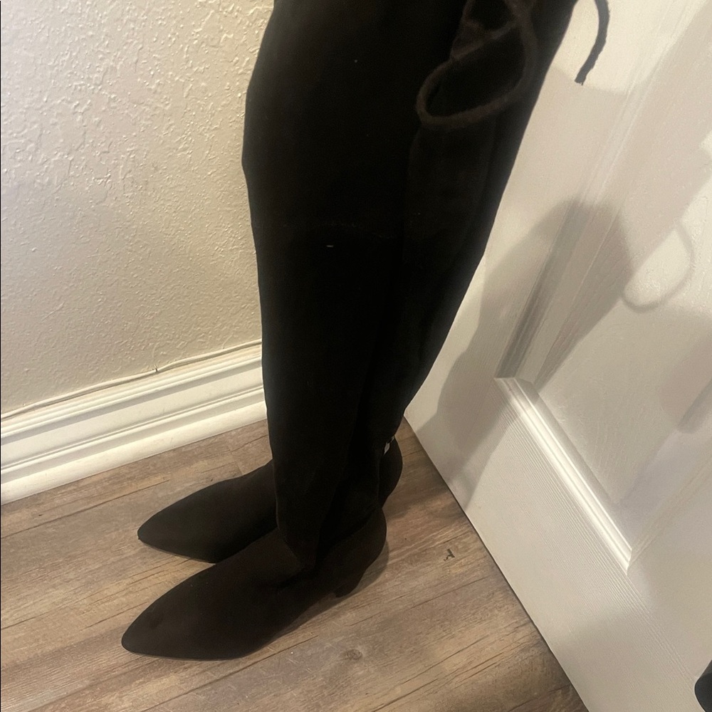 Black Over-the-Knee Boots